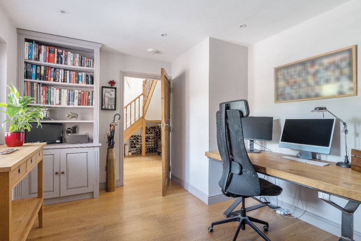 5 bed house for sale in Rock Lane, Warminster 7