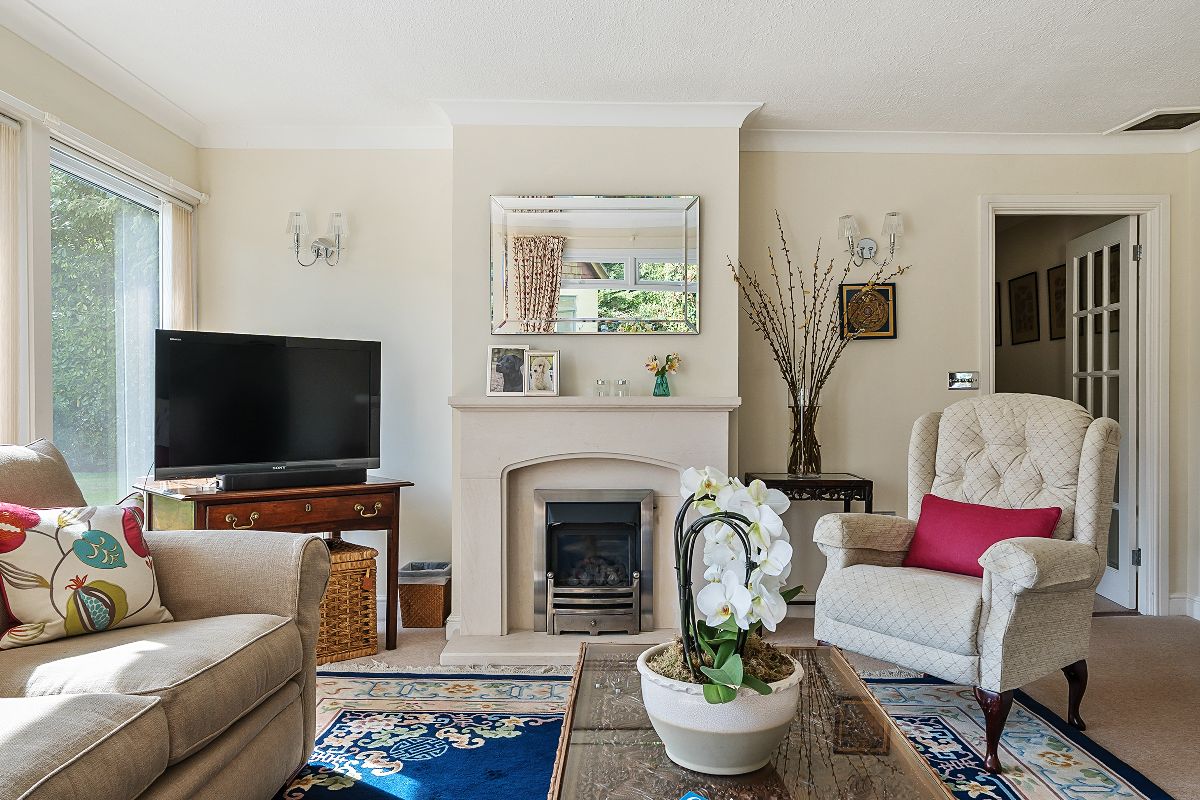 3 bed bungalow for sale in Rock Lane, Warminster  - Property Image 4
