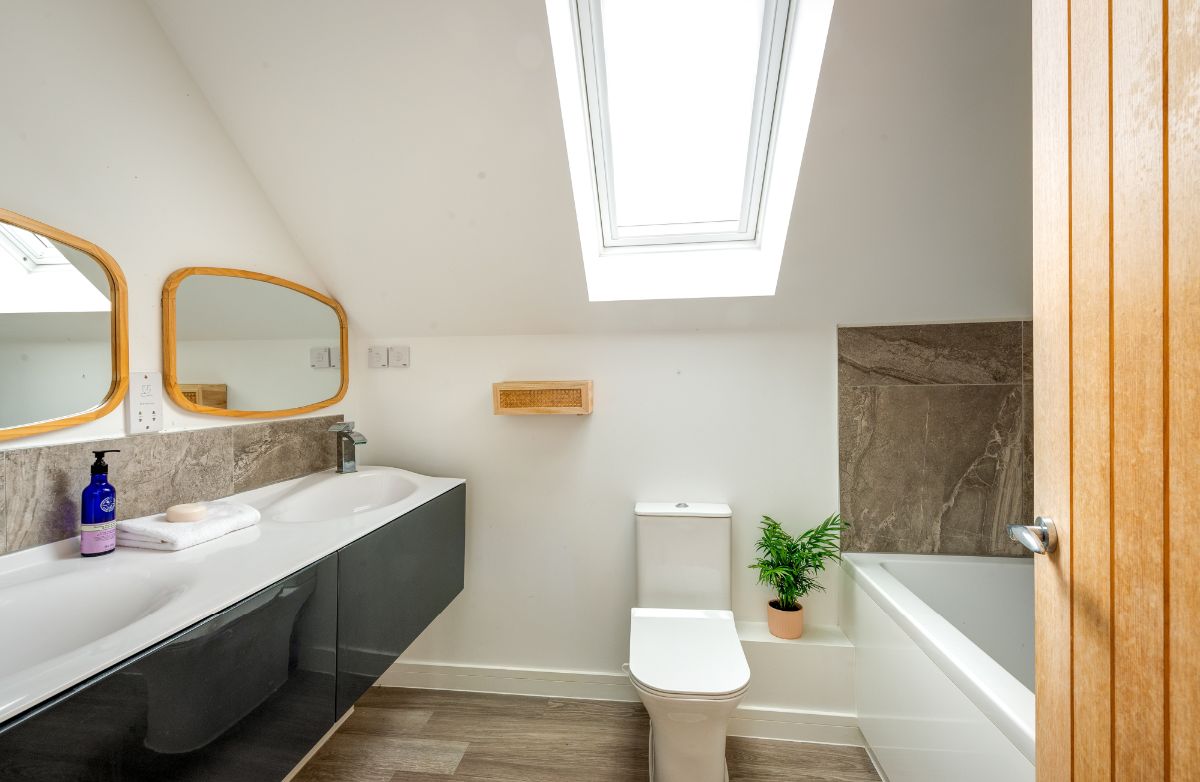 5 bed detached house for sale in Longhedge, Salisbury 14