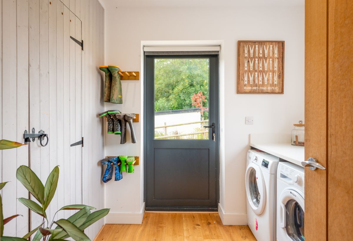 5 bed detached house for sale in Longhedge, Salisbury 8