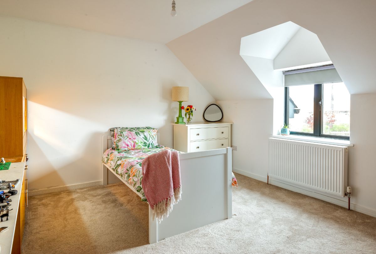 5 bed detached house for sale in Longhedge, Salisbury 13