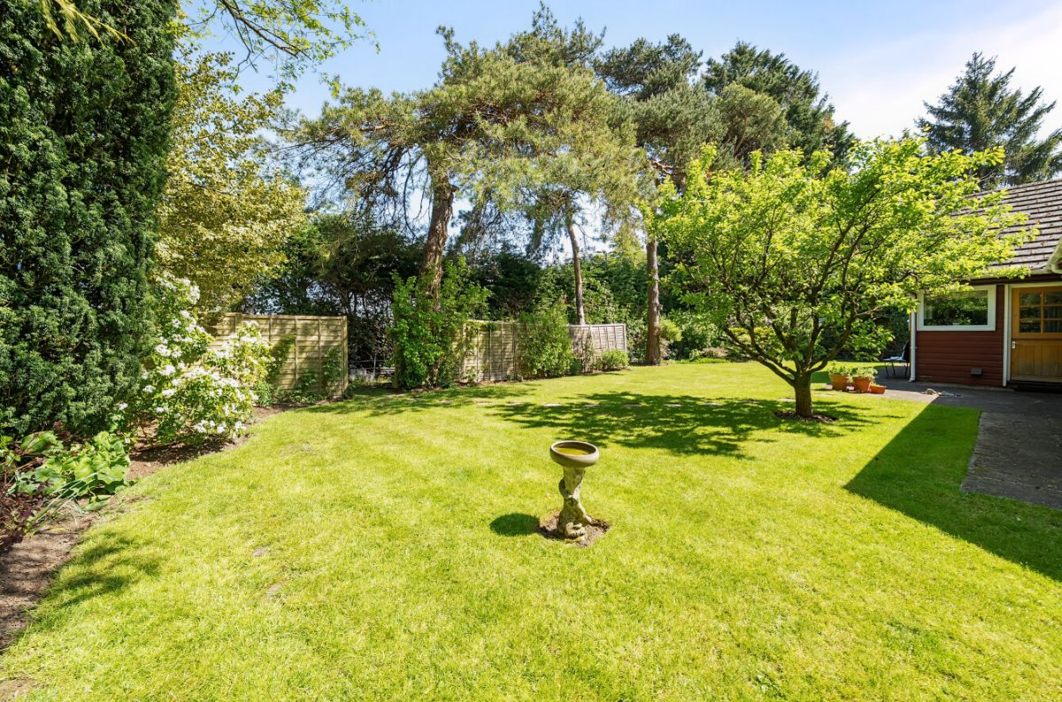 8 bed detached house for sale in Rock Lane, Warminster  - Property Image 15