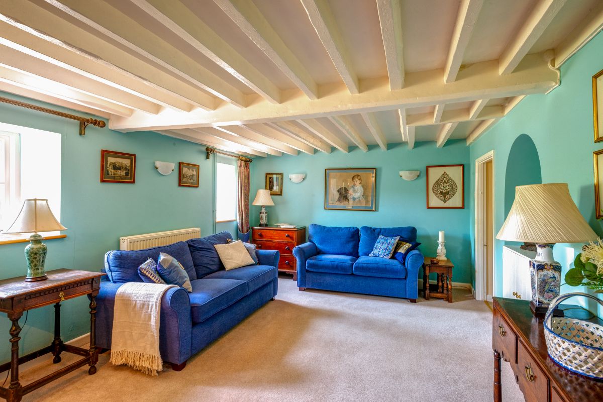 5 bed house for sale in Wylye Road, Hanging Langford  - Property Image 4