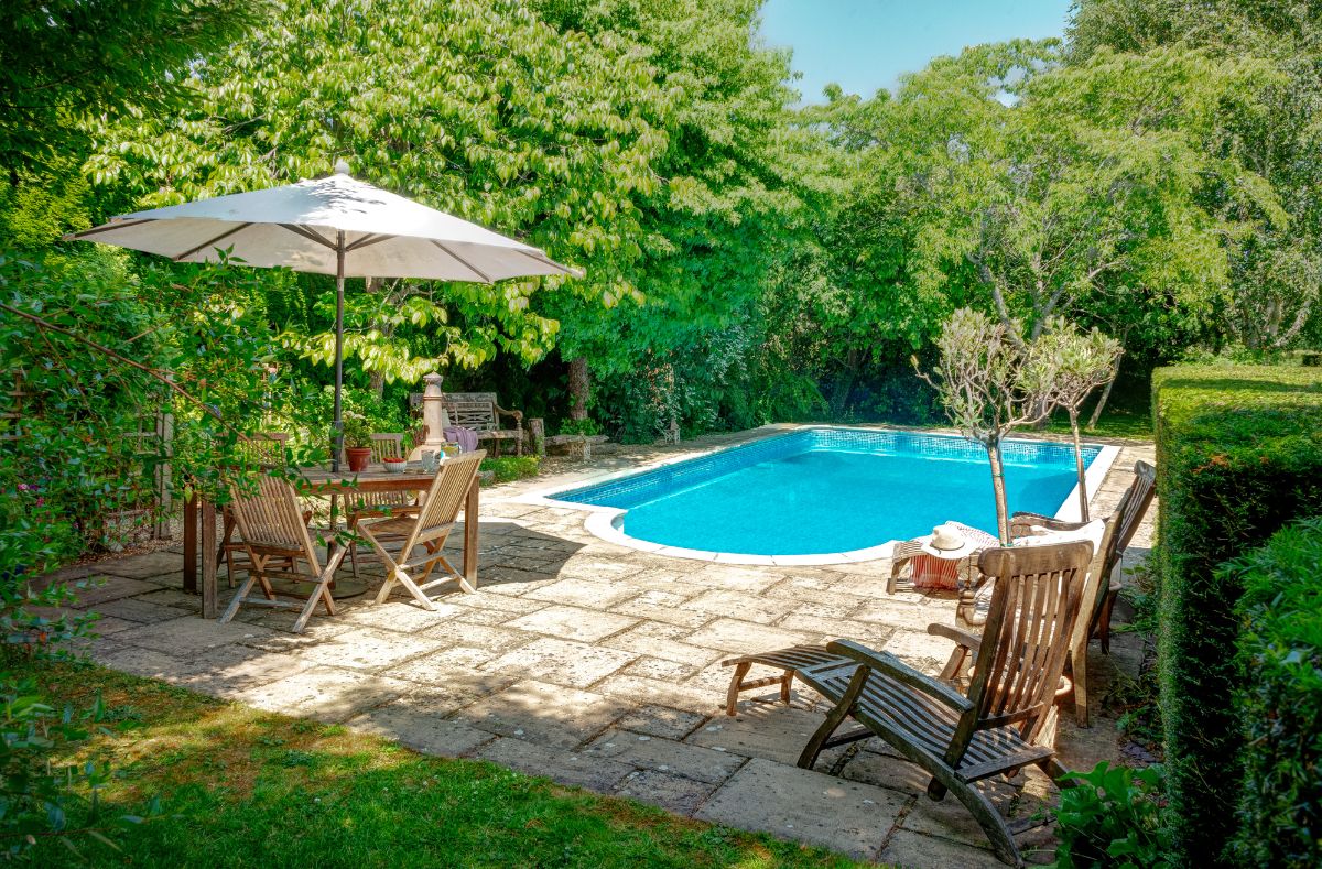 5 bed house for sale in Wylye Road, Hanging Langford, SP3