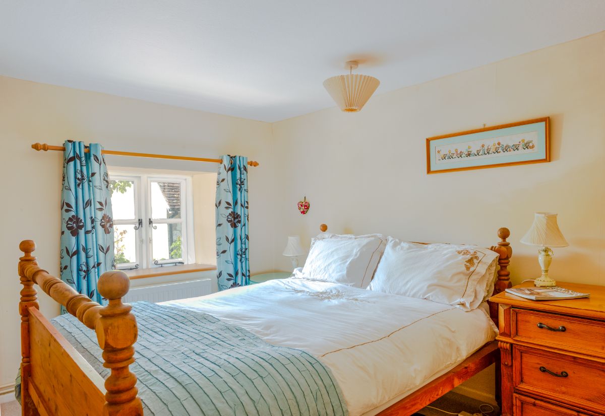 5 bed house for sale in Wylye Road, Hanging Langford 15