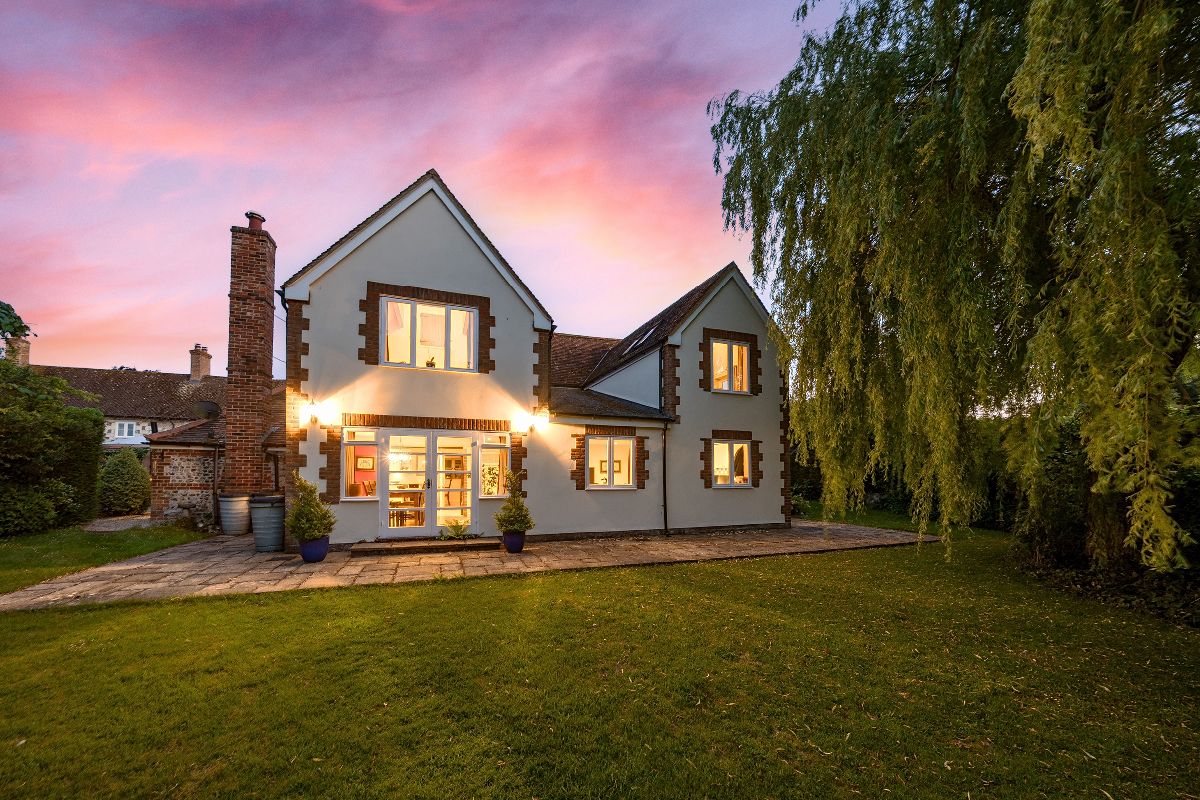 5 bed house for sale in Wylye Road, Hanging Langford 21