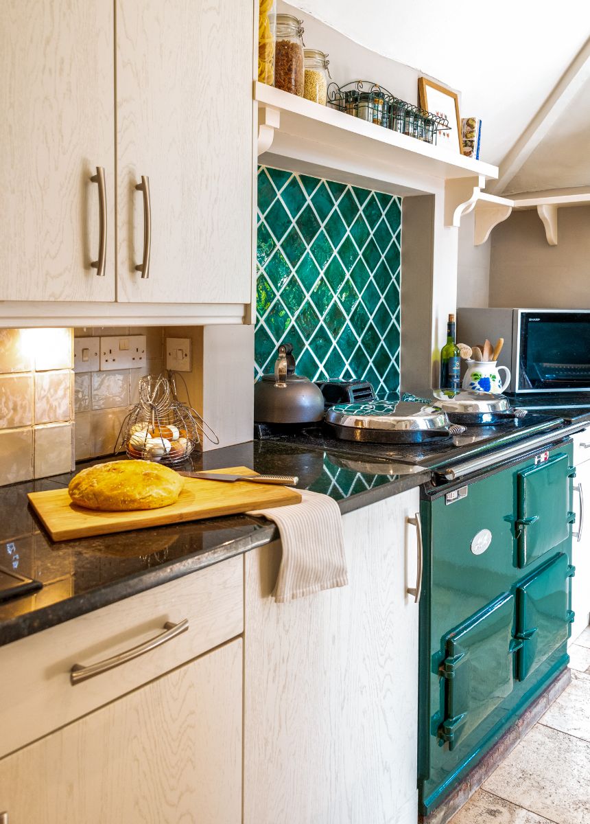 5 bed house for sale in Wylye Road, Hanging Langford 6