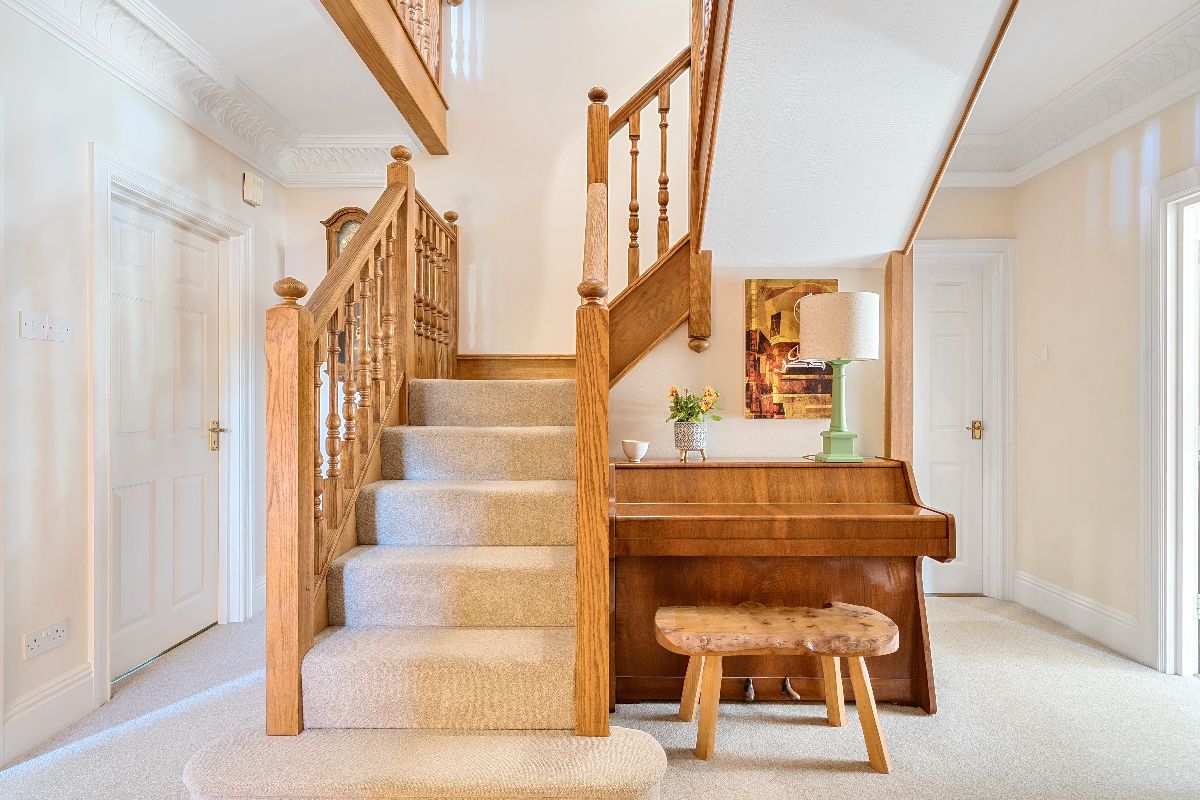 6 bed detached house for sale in Amesbury, Salisbury 7