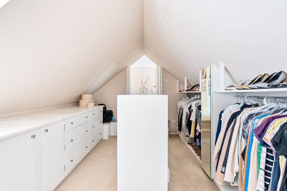 6 bed detached house for sale in Amesbury, Salisbury 13