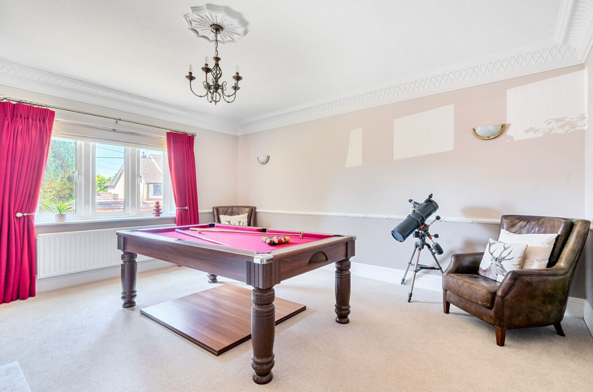 6 bed detached house for sale in Amesbury, Salisbury 10