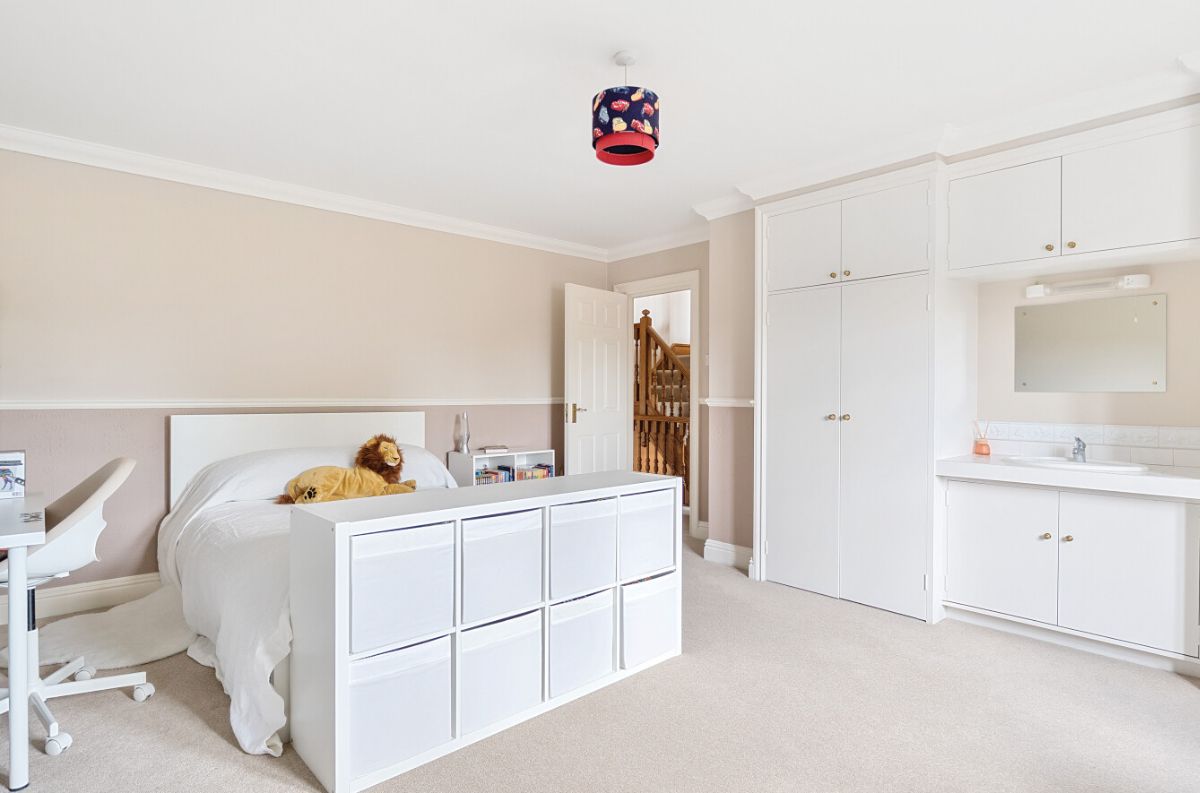 6 bed detached house for sale in Amesbury, Salisbury 19