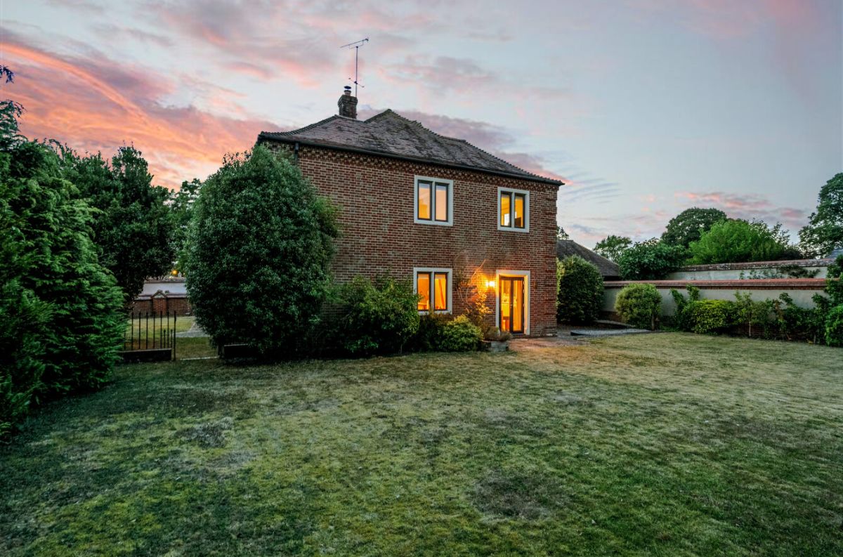 6 bed detached house for sale in Amesbury, Salisbury  - Property Image 28