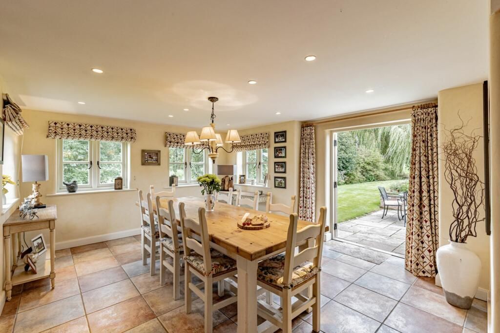 5 bed character property for sale in Bunbury, Tarporley  - Property Image 4