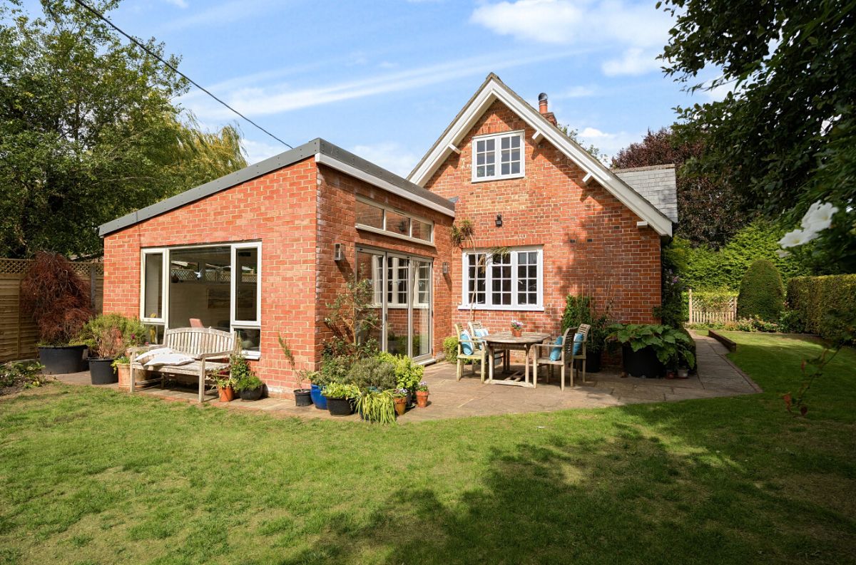 5 bed house for sale in Winterbourne Stoke, Salisbury  - Property Image 32