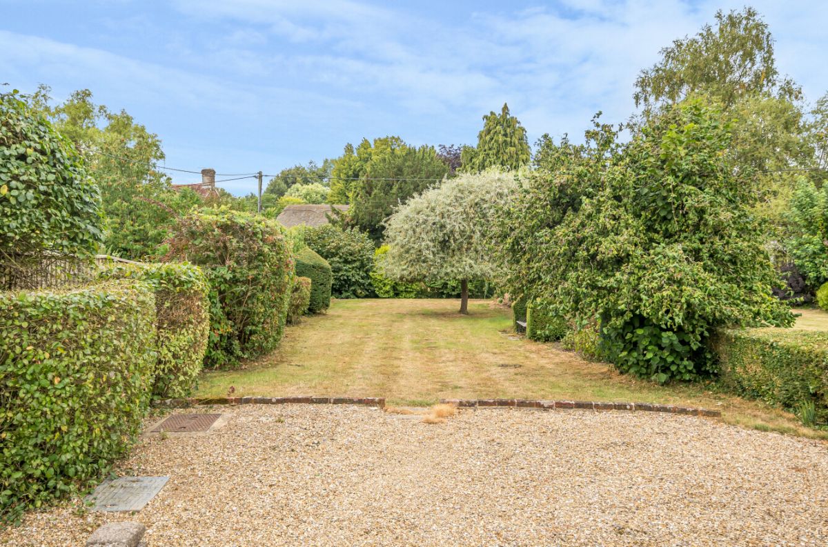 2 bed cottage for sale in Rockbourne, Fordingbridge  - Property Image 16