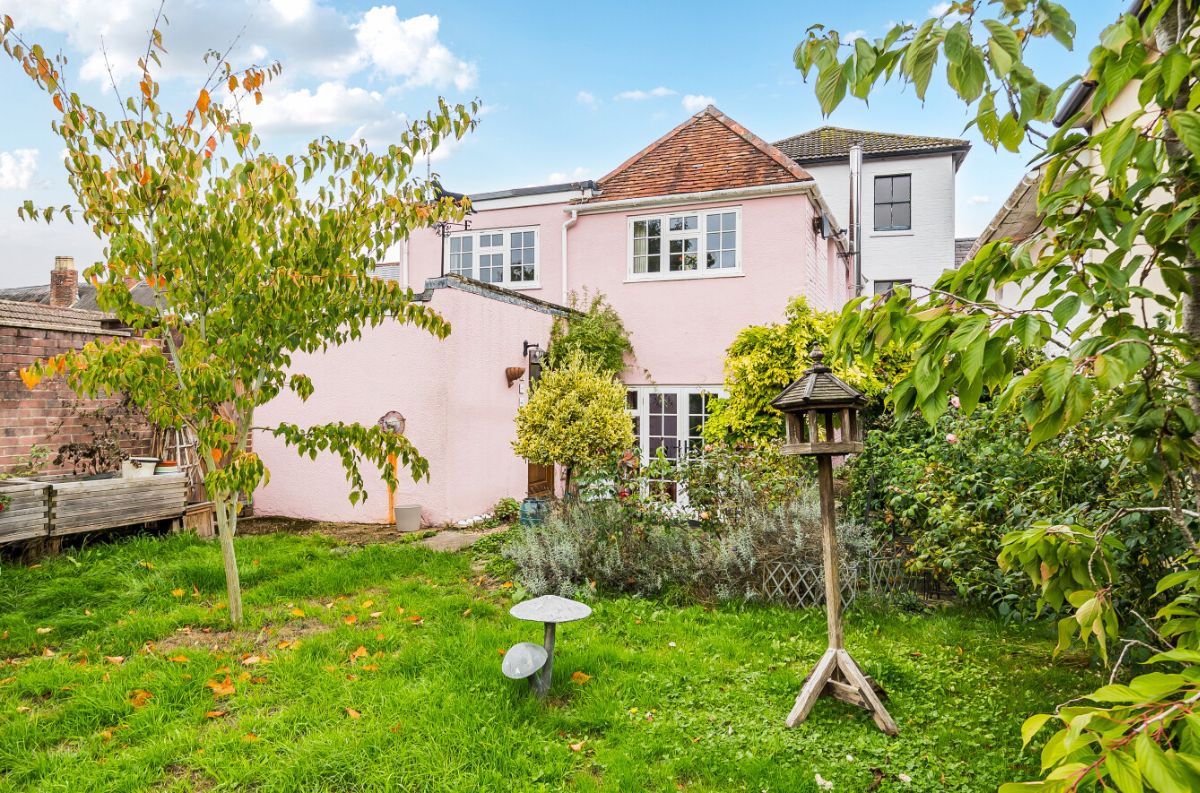 3 bed semi-detached house for sale in West Street, Salisbury 27