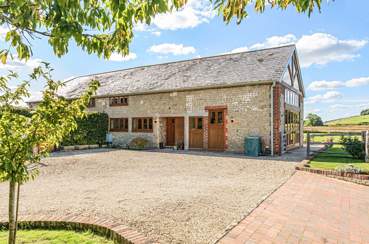 3 bed character property for sale in Fisherton De La Mere, Warminster 36