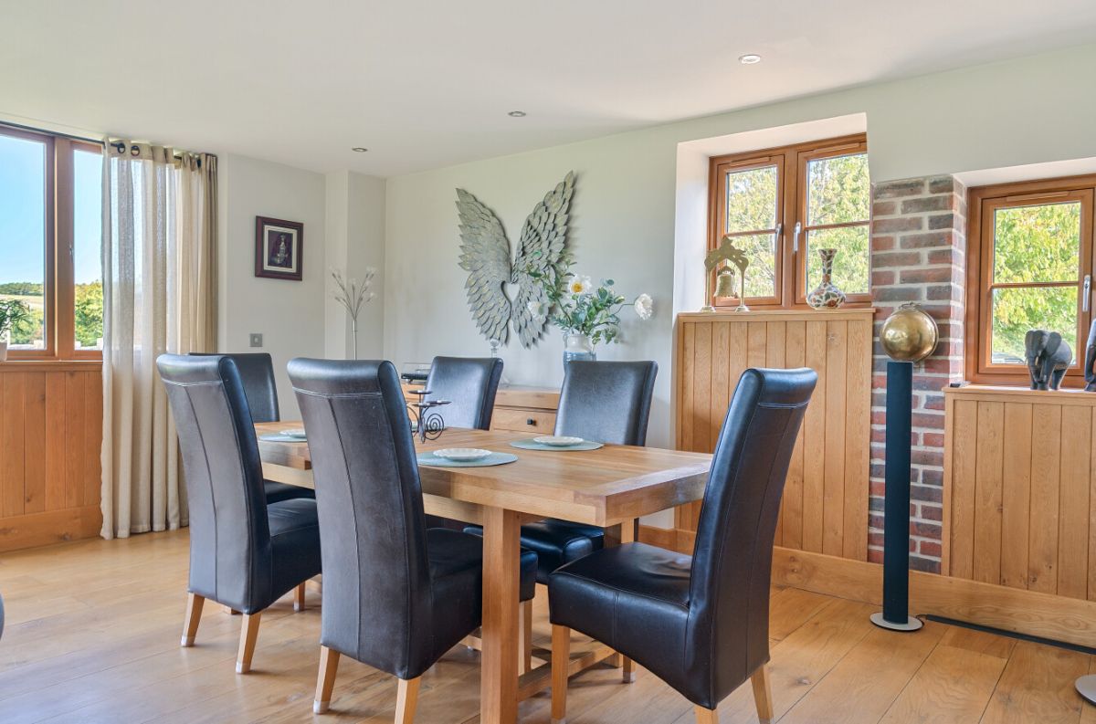 3 bed character property for sale in Fisherton De La Mere, Warminster 5