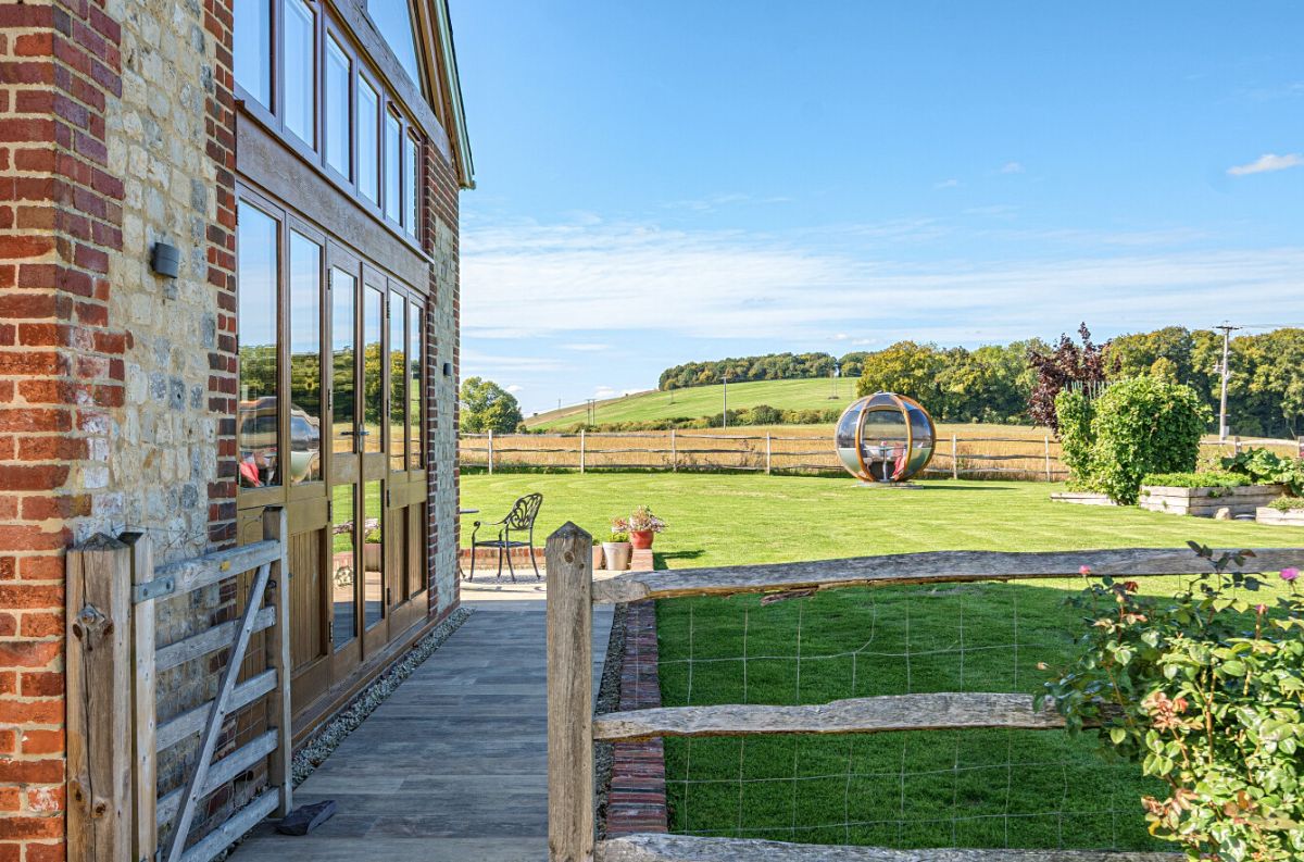 3 bed character property for sale in Fisherton De La Mere, Warminster 31