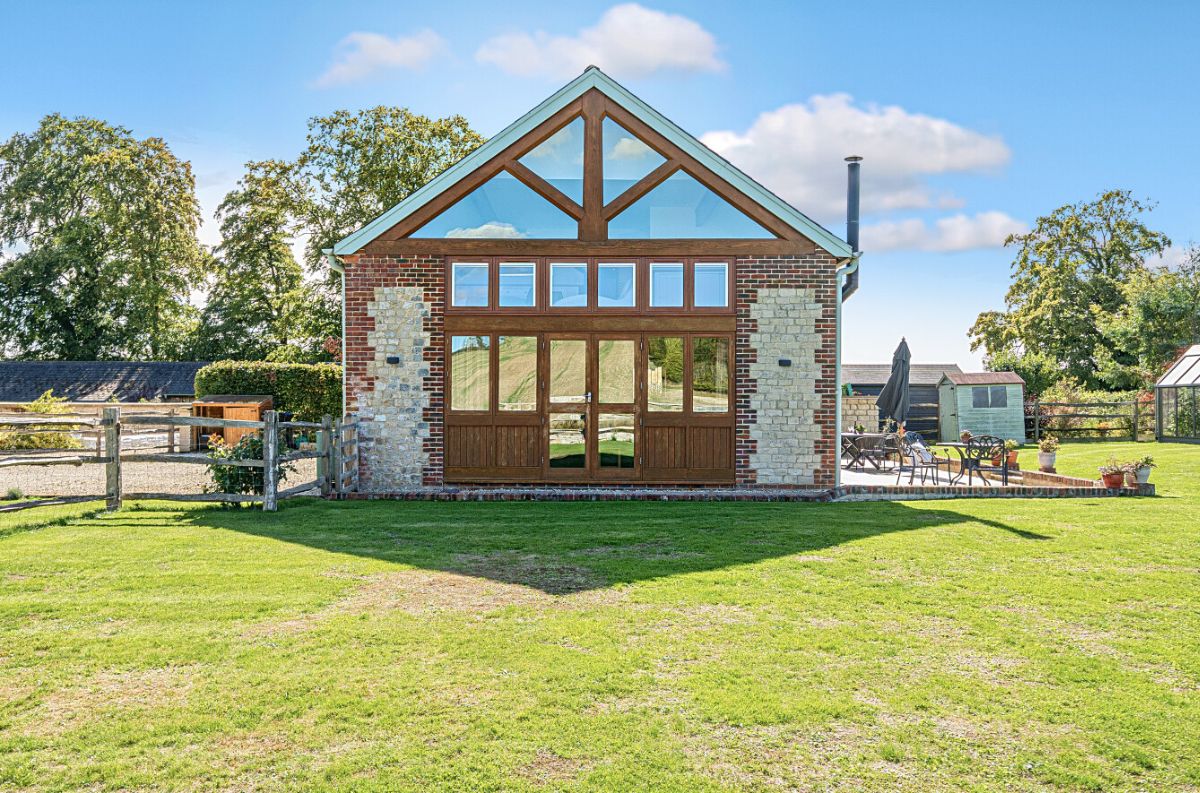 3 bed character property for sale in Fisherton De La Mere, Warminster  - Property Image 36
