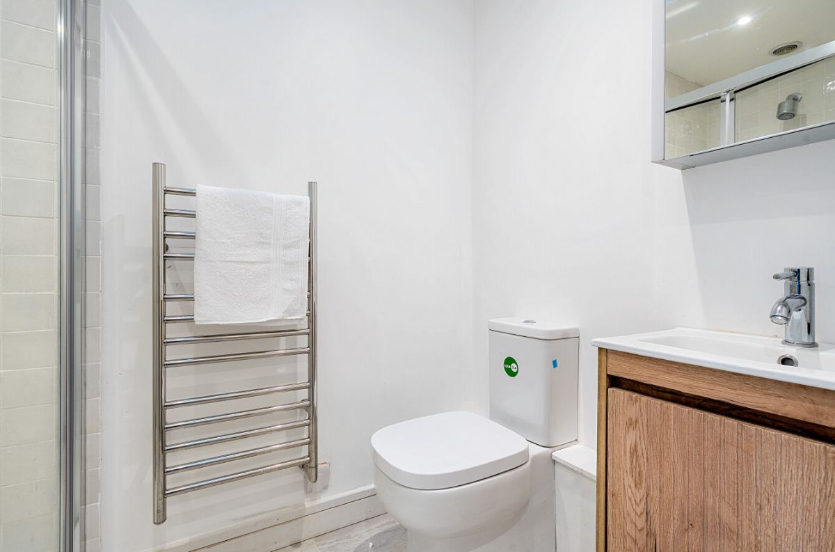 6 bed detached house for sale in Crockerton, Warminster  - Property Image 36