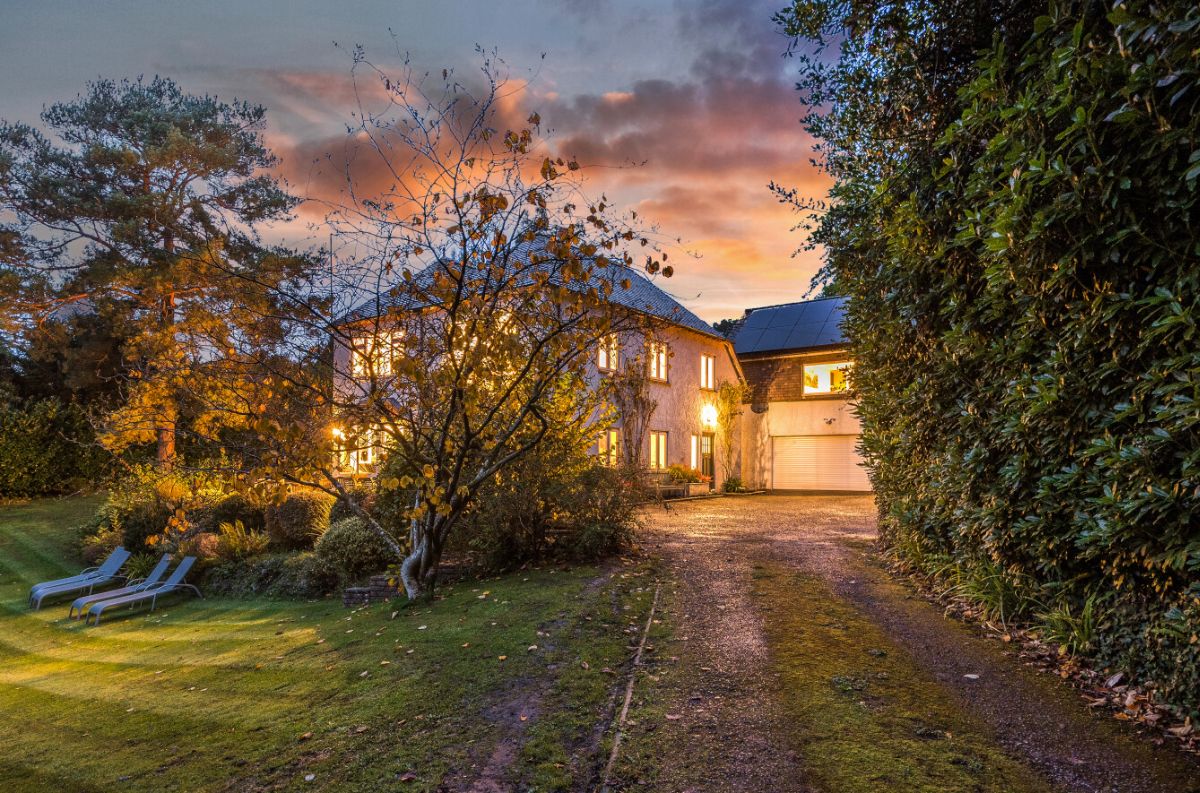 6 bed detached house for sale in Crockerton, Warminster 2