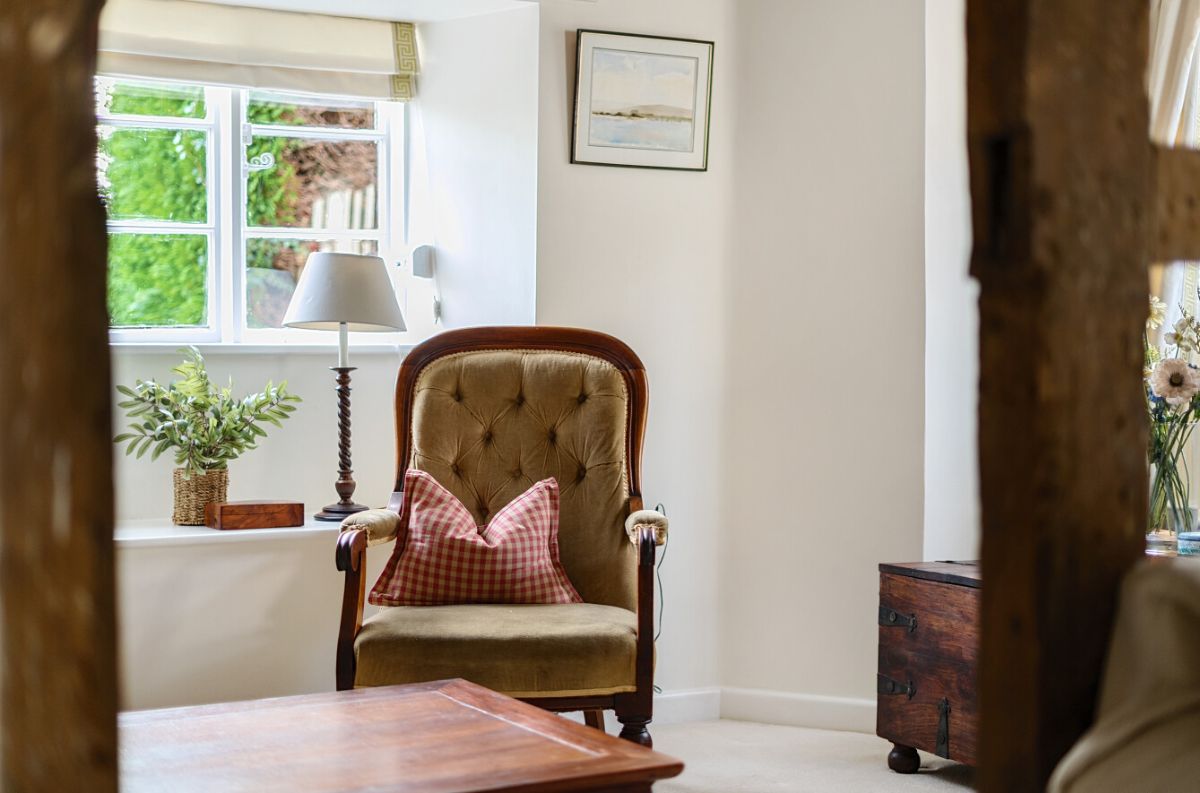 4 bed character property for sale in Yew Tree Cottage, Great Wishford  - Property Image 6