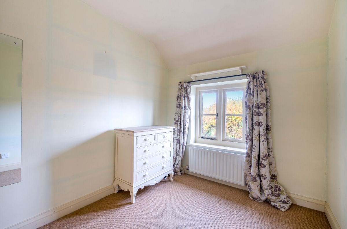 3 bed character property for sale in Great Wishford, Salisbury 26