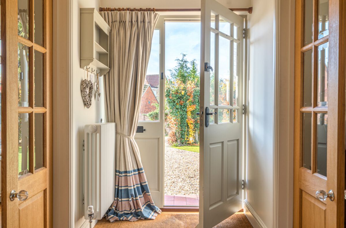 4 bed detached house for sale in Laverstock, Salisbury 1