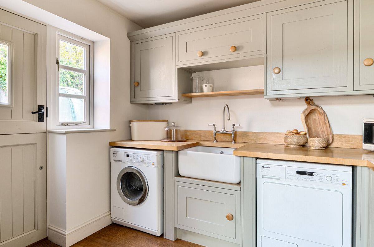 4 bed detached house for sale in Laverstock, Salisbury  - Property Image 18