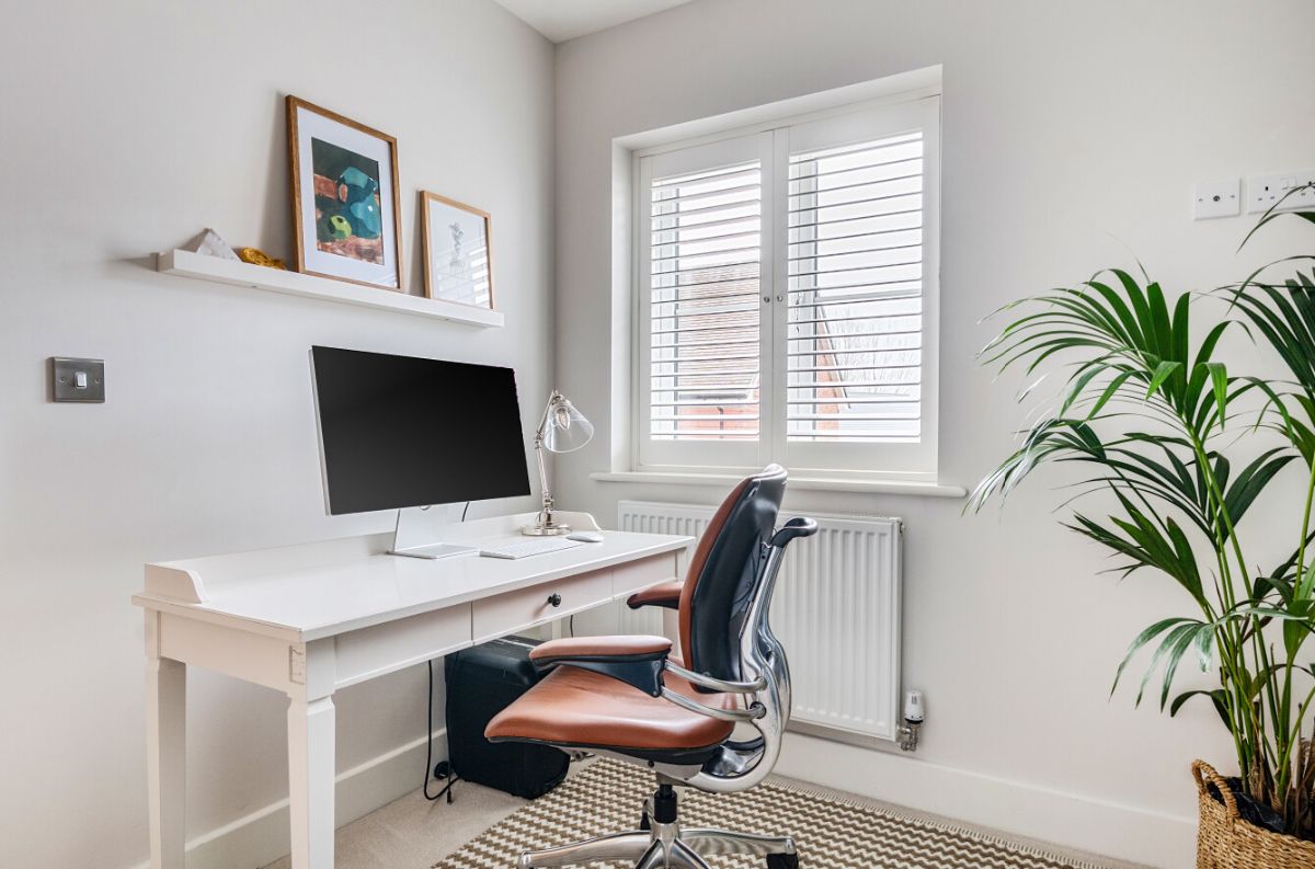 4 bed detached house for sale in 14 Castle Hill Lane, Bishopdown, Wiltshire, SP1 3GP 28