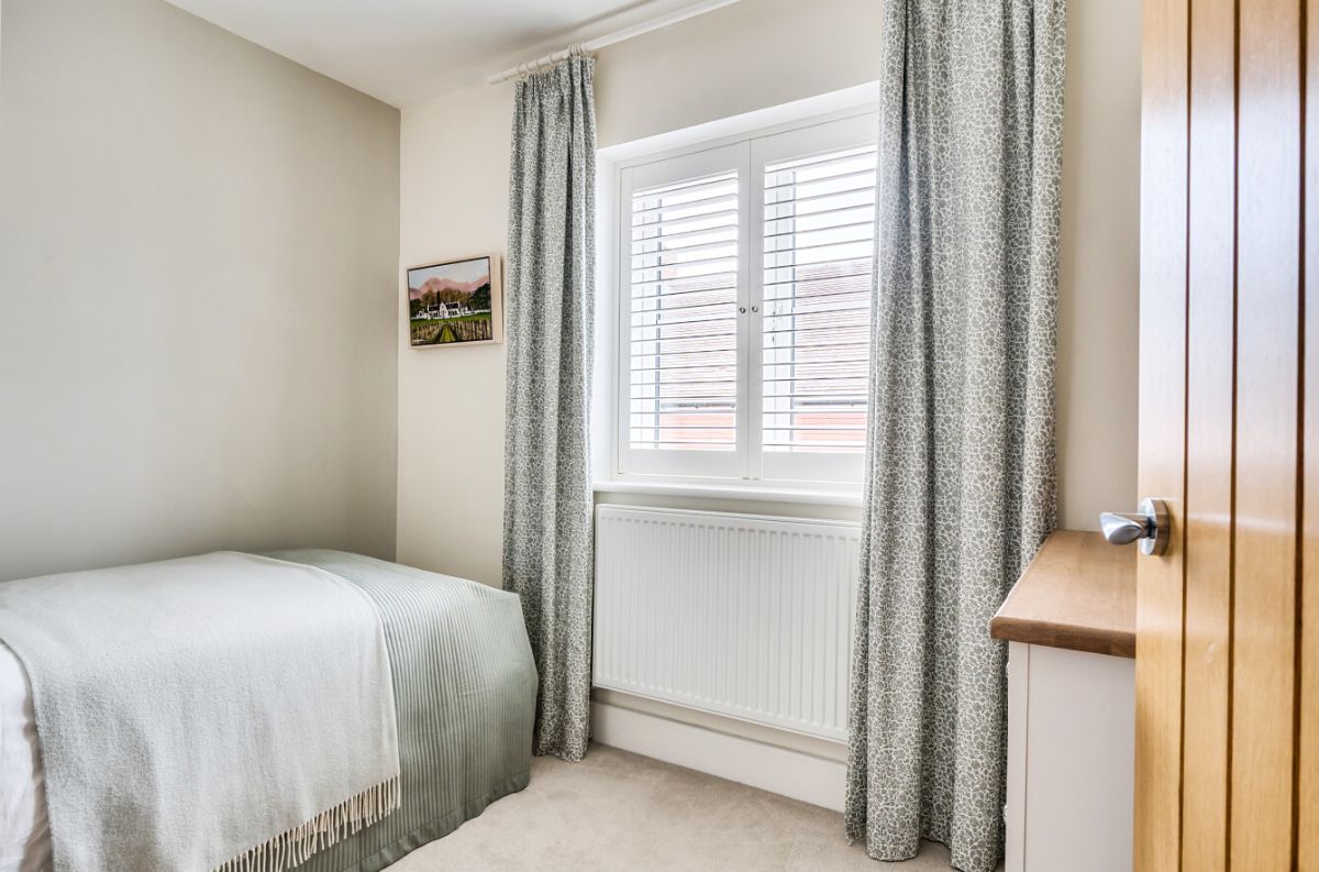 4 bed detached house for sale in 14 Castle Hill Lane, Bishopdown, Wiltshire, SP1 3GP 26