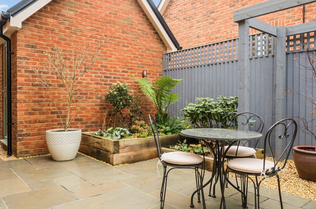 4 bed detached house for sale in 14 Castle Hill Lane, Bishopdown, Wiltshire, SP1 3GP 35