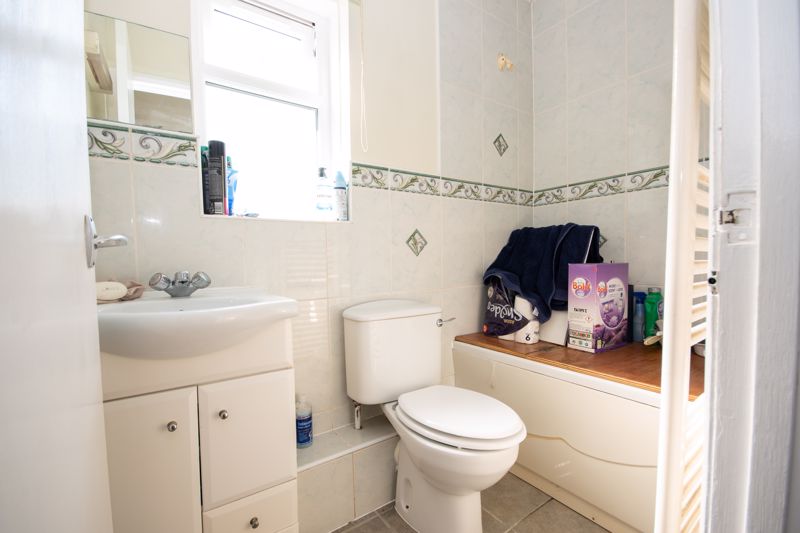 3 bed house for sale in Hill View, Yeovil  - Property Image 11
