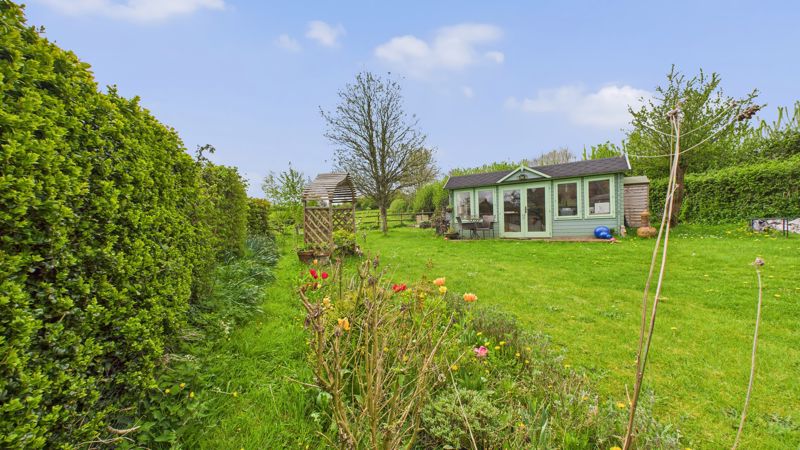 3 bed cottage for sale in Water Street, Seavington St Mary  - Property Image 24