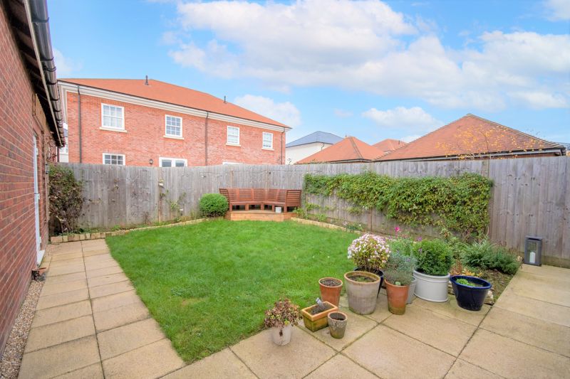 3 bed house to rent in Cropways Court, Yeovil  - Property Image 7