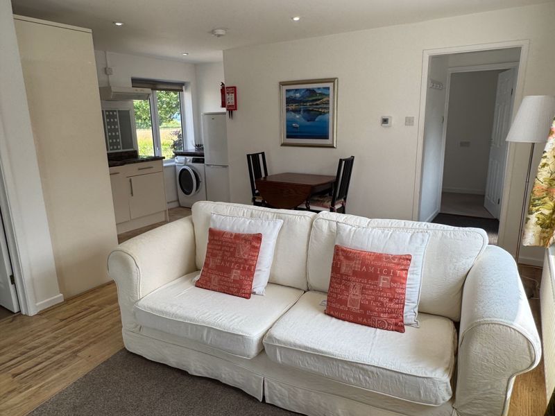 4 bed bungalow for sale in Owl Street, East Lambrook  - Property Image 26