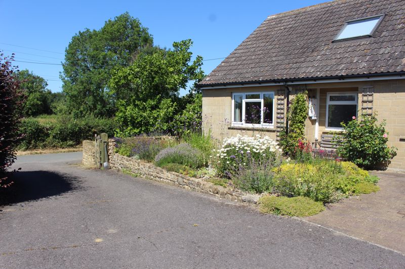 4 bed bungalow for sale in Owl Street, East Lambrook  - Property Image 7