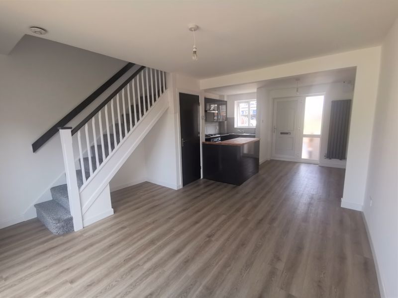 2 bed house to rent in North Street, Martock  - Property Image 3