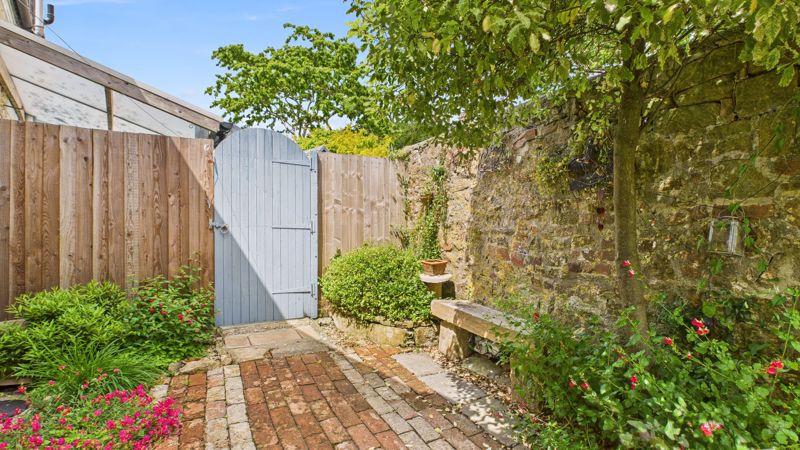 2 bed cottage for sale in Compton Road, South Petherton  - Property Image 19