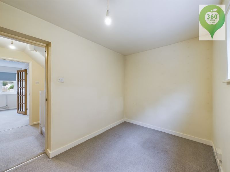 3 bed house to rent in Prigg Lane, South Petherton 5