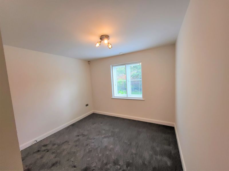2 bed to rent in Westminster Street, Yeovil  - Property Image 6