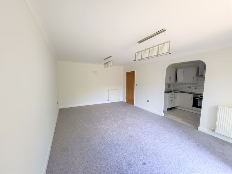 2 bed to rent in Westminster Street, Yeovil  - Property Image 10