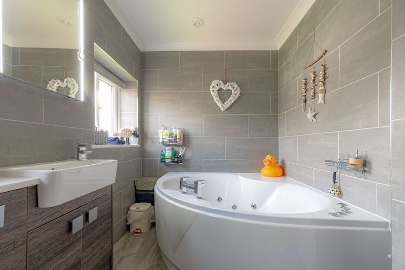 6 bed house for sale in Swallowcliffe Gardens, Yeovil 26