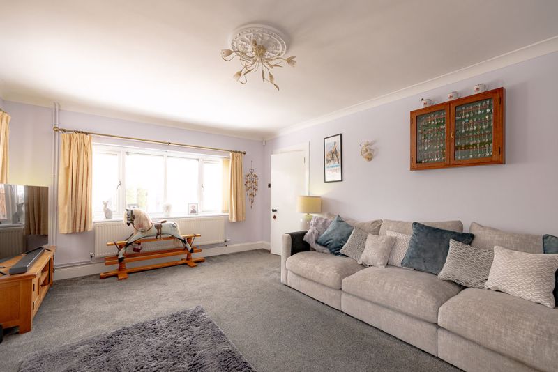 6 bed house for sale in Swallowcliffe Gardens, Yeovil 9