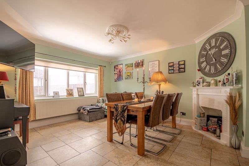 6 bed house for sale in Swallowcliffe Gardens, Yeovil  - Property Image 17