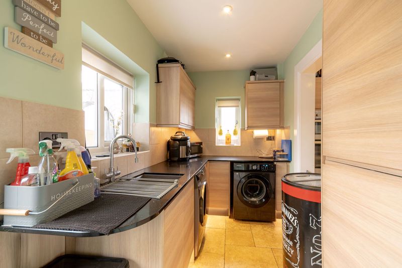 6 bed house for sale in Swallowcliffe Gardens, Yeovil 14