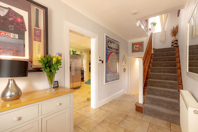 6 bed house for sale in Swallowcliffe Gardens, Yeovil 1