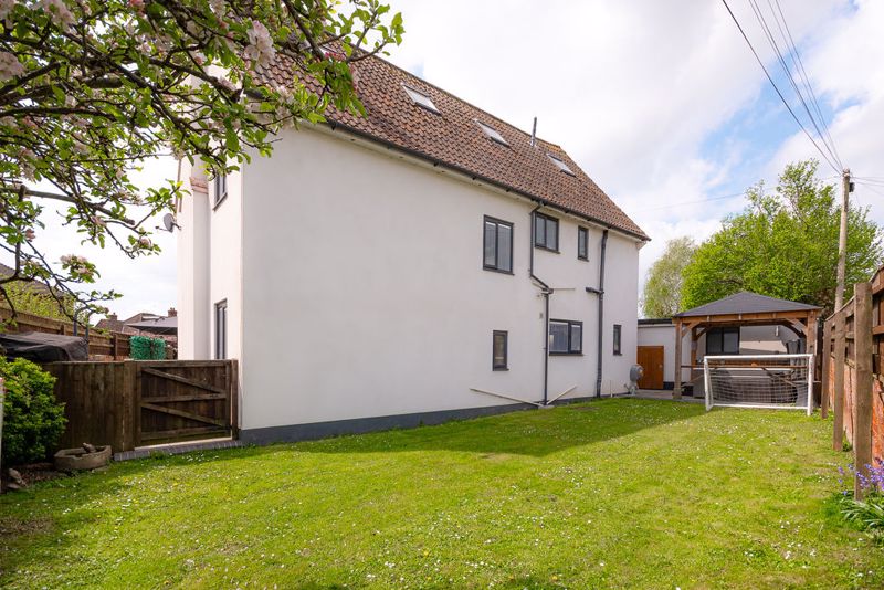 6 bed house for sale in Swallowcliffe Gardens, Yeovil  - Property Image 8