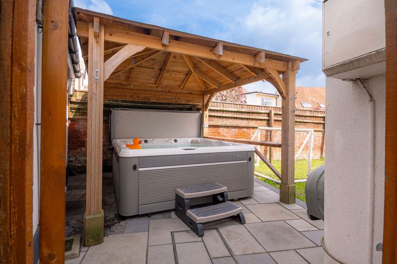 6 bed house for sale in Swallowcliffe Gardens, Yeovil 33